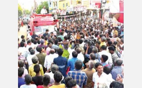 தமிழக அரசியலை புரட்டி போட வந்திருக்கிறோம்: மதுரையில் கமல்ஹாசன் பேச்சு