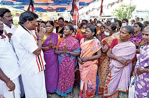 ஐ.டி. தொகுதியான சோழிங்கநல்லூர் யார் வசம்?: திமுக, அதிமுக வேட்பாளர்களிடையே கடும் போட்டி