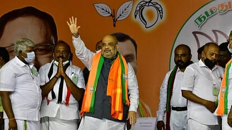 உதயநிதியை முதல்வராக்க ஸ்டாலின் முயற்சிக்கிறார்; தமிழகத்தில் குடும்ப ஆட்சிக்கு முடிவு கட்ட வேண்டும்: நெல்லையில் அமித்ஷா பிரச்சாரம்