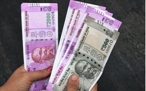 புதுக்கோட்டையில் ஆவணங்களின்றிக் கொண்டு செல்லப்பட்ட ரூ.10 கோடி மதிப்பிலான பணம், பொருட்கள் பறிமுதல்