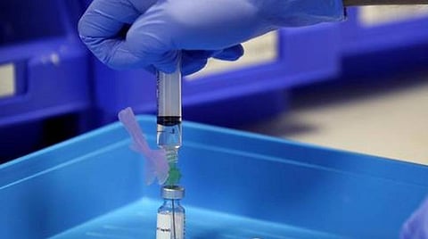 தமிழகம் முழுவதும் மாவட்ட வாரியாக கரோனாவை கட்டுப்படுத்த, தடுப்பூசி போட கண்காணிப்பு அதிகாரிகள் நியமனம்