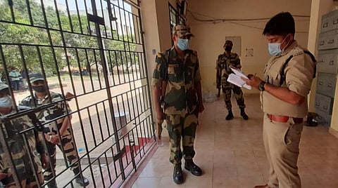 வாக்கு எண்ணிக்கை மையத்தை ஆய்வு மேற்கொண்ட காவல் கண்காண்ப்பளர் சுந்தரவதனம்