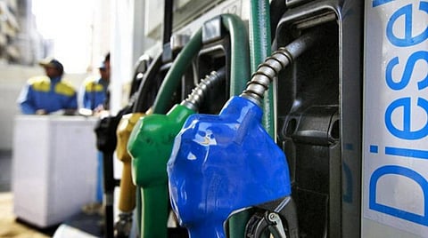 பெட்ரோல், டீசல், எரிவாயு மீதான உற்பத்தி வரி 96 சதவீதம் அதிகரிப்பு