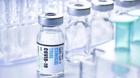 வெளிநாடுகளில் தயாரிக்கப்பட்ட கோவிட்-19 தடுப்பூசிகளுக்கு இந்தியாவில் அனுமதி: மத்திய அரசு தீவிரம்