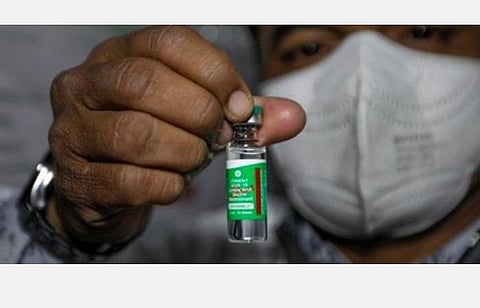 மகாராஷ்டிரா - கேரளா: கரோனா தடுப்பூசி அதிகம் செலுத்தப்பட்ட 8 மாநிலங்களின் பட்டியல்