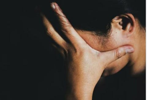 தஞ்சை அருகே காவல் நிலையத்தில் பெண் காவலருக்குப் பாலியல் தொல்லை: காவலர் கைது