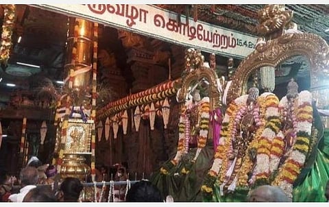 சித்திரைத் திருவிழா ரத்தானதால் மதுரையில் தினமும் ரூ.200 கோடி வர்த்தகம் பாதிப்பு: கரோனாவால் மீள முடியாமல் தவிக்கும் திருவிழா நகரம்