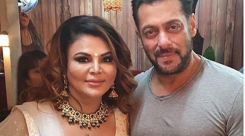 ராக்கி சாவந்த் தாயாரின் புற்றுநோய் சிகிச்சைக்கு உதவிய சல்மான் கான்