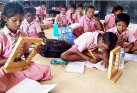 கரோனா காலக் கற்றல் குறைபாட்டைச் சரிசெய்ய 'பிரிட்ஜ் கோர்ஸ்'- பள்ளி மாணவர்களுக்கான ஒளிபரப்பு அட்டவணை வெளியீடு