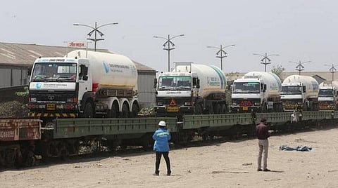 140 மெட்ரிக் டன் ஆக்சிஜனை கொண்டு செல்ல இந்திய ரயில்வே நடவடிக்கை