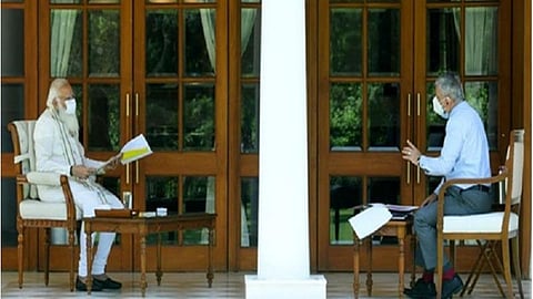 பிரதமர் மோடி - ராணுவத் தளபதி சந்திப்பு: கரோனாவுக்கு எதிரான போரில் படைகளைப் பயன்படுத்துவது குறித்து ஆலோசனை