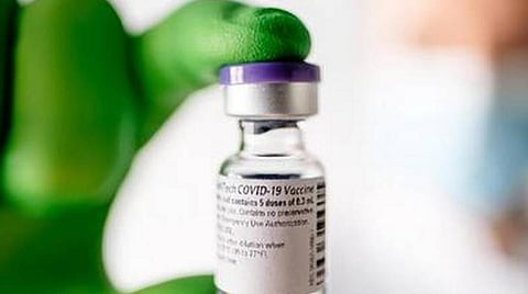 12 - 15 வயதினருக்கு கரோனா தடுப்பு மருந்தை அளிக்கக் காத்திருக்கும் பைஸர் - பயோடெக்