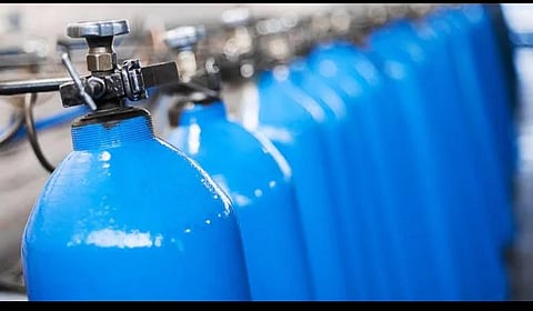 மேற்கு வங்கத்தில் இருந்து டெல்லிக்கு 120 டன் ஆக்சிஜன்: இன்று மாலைக்குள் ரயிலில் வந்து சேரும்