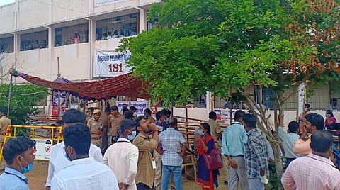 புதுக்கோட்டை வாக்கு எண்ணும் மையத்தில் உள்ள விராலிமலை தொகுதிக்கான வாக்கு எண்ணும் பகுதி.