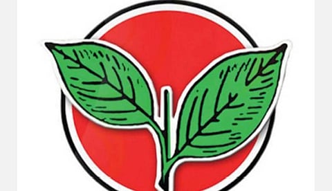 புதுச்சேரியில் ஒரு இடத்தில் கூட வெற்றிபெறாத அதிமுக: மாநிலச் செயலாளர்கள் இருவரும் தோல்வி