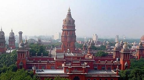 நீதிபதிகளின் வாய்மொழி கருத்துகளை ஊடகங்கள் வெளியிடக் கூடாது என தடுக்க முடியாது: மேல் முறையீட்டு வழக்கில் தேர்தல் ஆணையத்துக்கு உச்ச நீதிமன்றம் அறிவுறுத்தல்