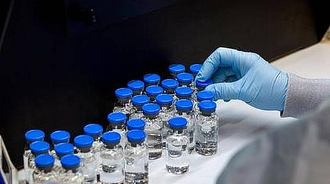 ‘இந்து தமிழ்’ செய்தி எதிரொலி; கள்ளச்சந்தையில் ரெம்டெசிவிர் விற்பதை தடுக்க எடுக்கப்பட்ட நடவடிக்கை என்ன?- சுகாதாரத் துறைச் செயலர் விளக்கமளிக்க நீதிமன்றம் உத்தரவு