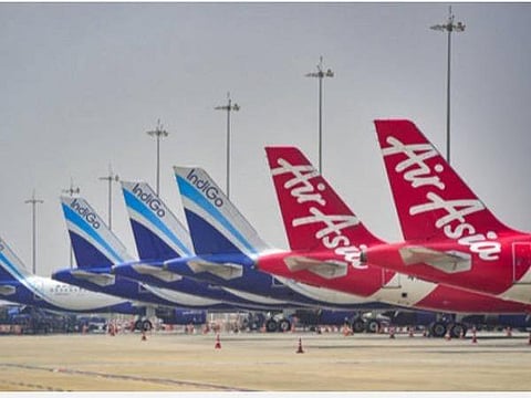 விமான போக்குவரத்து துறையினருக்கு தடுப்பூசி: வழிகாட்டுதல்கள் வெளியீடு