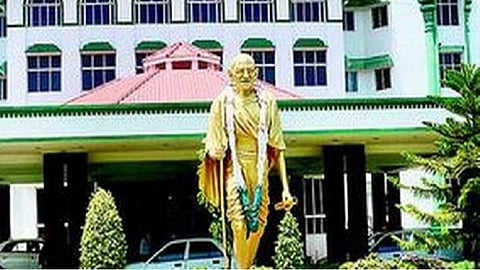 தடுப்பூசி தயாரிக்கும் பொதுத்துறை நிறுவனங்களை பயன்பாட்டுக்கு கொண்டுவராதது ஏன்? மத்திய அரசுக்கு உயர் நீதிமன்றம் கேள்வி