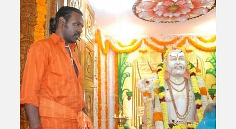 உங்கள் நட்சத்திரங்கள்...வரம் அருளும் தெய்வங்கள் - 11; ஸ்ரீராகவேந்திரரை குருவாக வழிபடும் ராகவா லாரன்ஸ்!