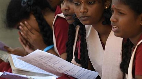 10-ம் வகுப்பு மாணவர்களுக்கு மதிப்பெண் வழங்குவது குறித்து பரிந்துரைக்க நிபுணர் குழு: பள்ளிக்கல்வித் துறை திட்டம்
