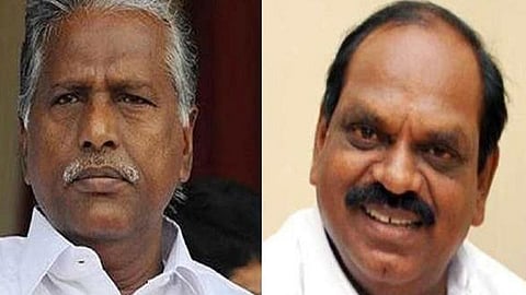 கே.பி.முனுசாமி (இடது); வைத்திலிங்கம் (வலது)
