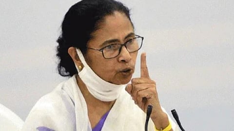 மேற்கு வங்கத்தில் நாளை முதல் 2 வாரங்களுக்கு ஊரடங்கு; கொல்கத்தா மெட்ரோ ரயில் சேவையும் கிடையாது: முதல்வர் மம்தா பானர்ஜி அறிவிப்பு