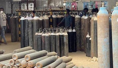 சர்க்கரை ஆலைகளில் ஆக்சிஜன் தயாரிக்க விவசாயிகள் கோரிக்கை