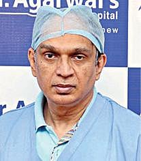 அறிகுறிகளை கண்டறிந்த உடனே சிகிச்சை பெற வேண்டும்; தீவிர கரோனாவில் இருந்து மீண்டவர்களை ‘கருப்பு பூஞ்சை’ நோய் தாக்கும் அபாயம்: கண் மருத்துவ நிபுணர் அமர் அகர்வால் அறிவுறுத்தல்