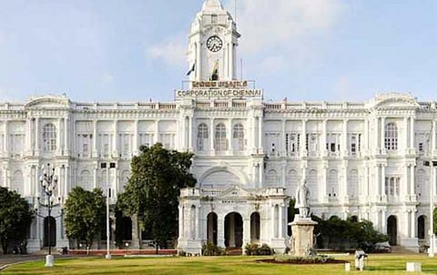 950 வெளிமாநில தொழிலாளர்களுக்கு தங்குமிடம், உணவு வழங்கி சொந்த ஊர்களுக்கு அனுப்பிய மாநகராட்சி