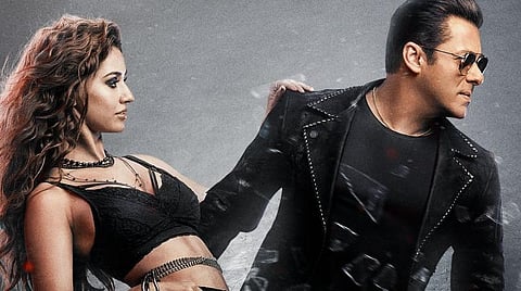 வெளிநாடுகளில் ரூ.13 கோடி வசூல் செய்த 'ராதே': முதல் மூன்று நாள் வசூல் விவரம் வெளியீடு