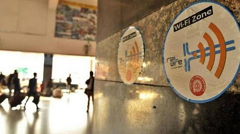 பயணிகள் பயன்பாட்டுக்காக நாடு முழுவதும் 6 ஆயிரம் ரயில் நிலையங்களில் ‘வைஃபை’ வசதி: மேலும் விரிவுபடுத்தப்படும் என இந்திய ரயில்வே தகவல்