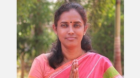 ஹாட் லீக்ஸ்: கரோனா நிதிதிரட்டும் ஜோதிமணி