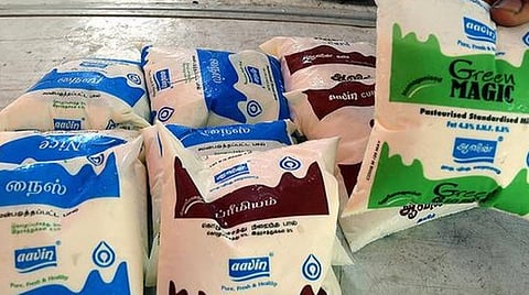 கரோனா முழு ஊரடங்கு தீவிரமானால் கிராமங்களில் வாகனம் மூலம் ஆவின் பால் விநியோகம்: பால்வளத் துறை அமைச்சர் நாசர் அறிவிப்பு