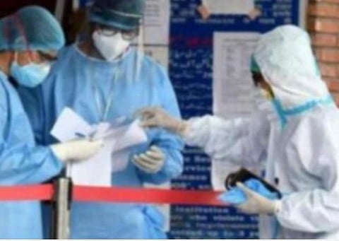 ஒரே நாளில் 3,89,851 பேர் கரோனாவிலிருந்து குணமடைந்தனர்: தினசரி பாதிப்பு 2,67,334