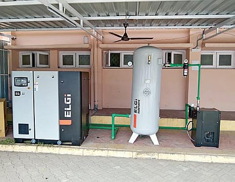 ‘ஆர்டர் கார்ப்பரேஷன்’ அறக்கட்டளை அமைப்பு மூலம் கோவை இஎஸ்ஐ மருத்துவமனை வளாகத்தில் ஏற்படுத்தப்பட்டுள்ள ஆக்சிஜன் உற்பத்தி கட்டமைப்பு.