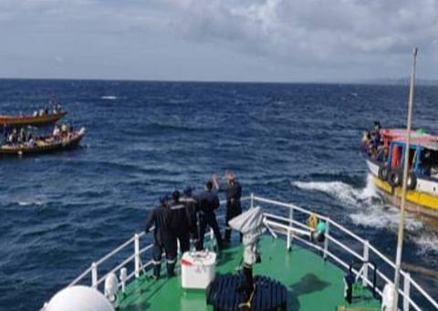 யாஸ் புயல்; கடலோர காவல்படை தீவிர கண்காணிப்பு: கப்பல்கள் பாதுகாப்பான இடங்களுக்கு செல்ல அறிவுறுத்தல்