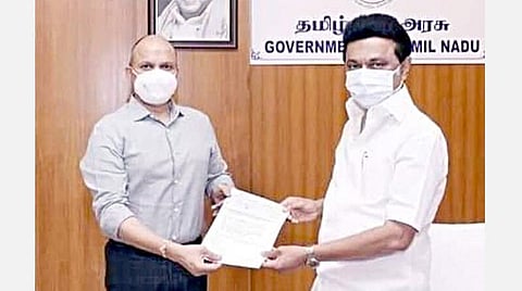 ஹாட் லீக்ஸ்: நேருவை ‘கவனித்த’ சேகர் ரெட்டி!