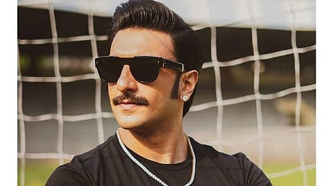 ராவணன் கதாபாத்திரத்தில் ரன்வீர் சிங்?- 'சீதா' படத்துக்காகப் பேச்சுவார்த்தை