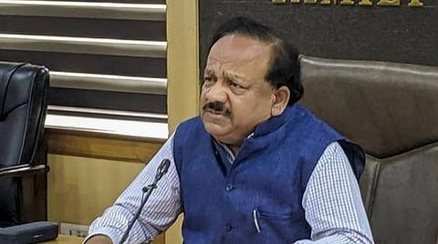 நாட்டில் 5,424 பேருக்கு கறுப்பு பூஞ்சை பாதிப்பு: மத்திய சுகாதார அமைச்சர் ஹர்ஷ் வர்தன் தகவல்