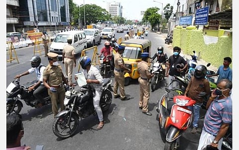 தமிழகம் முழுவதும் 30 ஆயிரம் வாகனங்கள் பறிமுதல்