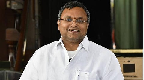 லாட்டரி இல்லாமல் வேறுவழியில் வருமானத்தை ஏற்படுத்தி ஏழைகளுக்குத் தரமான மருத்துவம், கல்வி கொடுத்தால் வரவேற்பேன்: கார்த்தி சிதம்பரம்