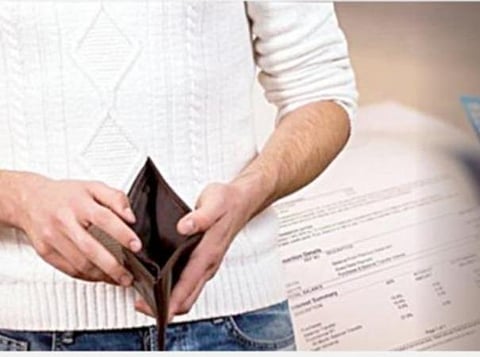 பொருளாதாரத்தை புரட்டி எடுக்கும் கரோனா 2-வது அலை: 1 கோடி பேருக்கு வேலையிழப்பு