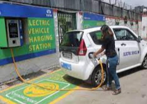 மின்சார வாகனங்களுக்கு பதிவு கட்டணத்தில் இருந்து விலக்கு: வரைவு அறிவிப்பு வெளியீடு