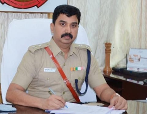 மாவட்ட காவல் கண்காணிப்பாளர் எல்.பாலாஜி சரவணன்