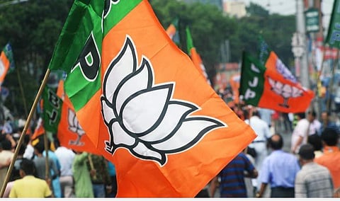 பழங்குடியினத் தலைவருக்கு பணம் கொடுத்து தேர்தல் கூட்டணியில் இணைத்ததா பாஜக?- கேரள மாநிலத்தில் ஆடியோ வெளியாகி பெரும் சர்ச்சை