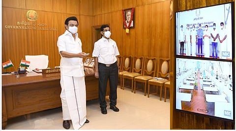 தேனி, விருதுநகரில் கரோனா சிகிச்சை மையங்கள்: முதல்வர் ஸ்டாலின் திறந்து வைத்தார்