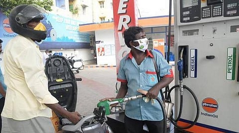 சென்னையில் ரூ.100-ஐ நெருங்கும் பெட்ரோல் விலை