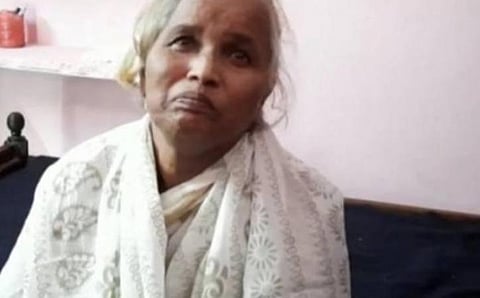 தெலங்கானாவில் கரோனாவால் இறந்ததாக இறுதிச் சடங்கு செய்யப்பட்ட பெண் வீடு திரும்பியதால் அதிர்ச்சி