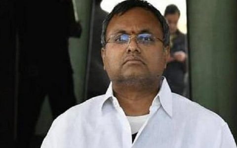 அதிமுக சசிகலா தலைமையில்தான் இயங்கும்: கார்த்தி சிதம்பரம் எம்.பி கருத்து